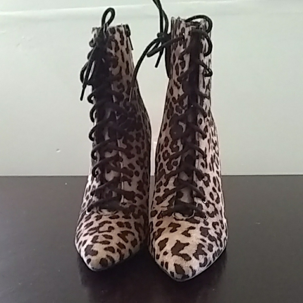 Ankle Boots- Bootie